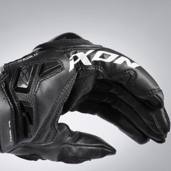 Ixon RS6 Air Black White